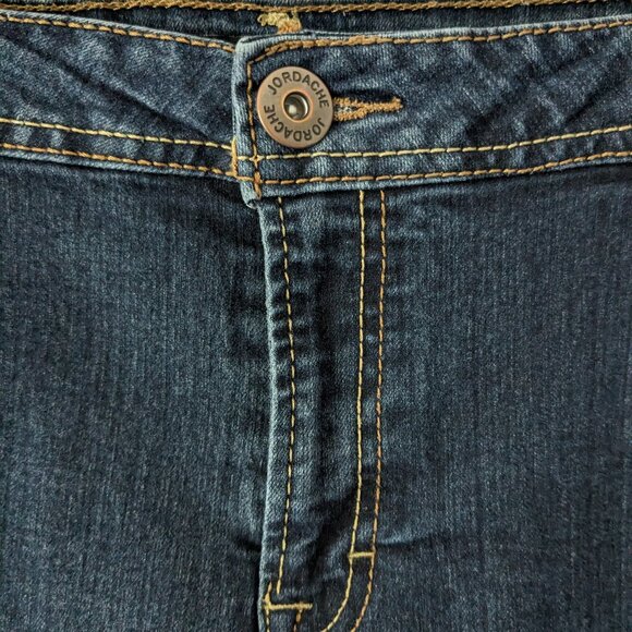 Jordache Distressed Blue Jeans - Picture 3 of 4